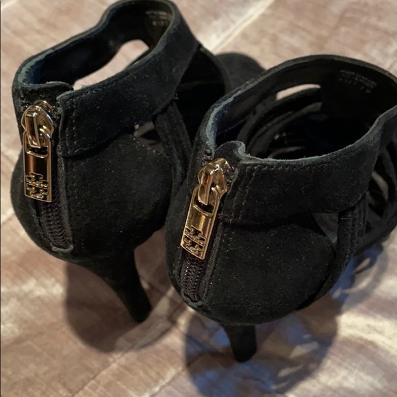 Tory BURCH Suede Platform Cage Heels - Picture 11 of 12